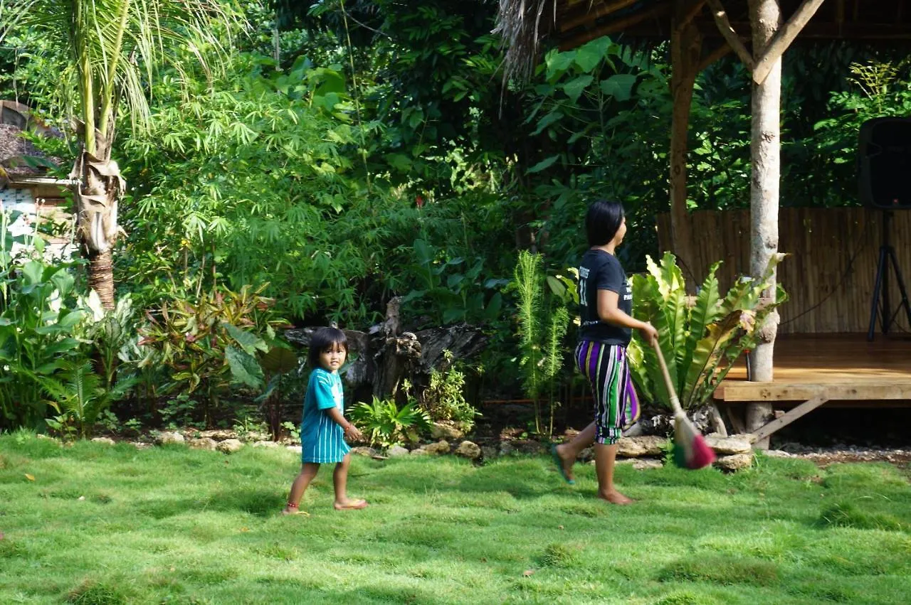 Peaceland Hostel Panglao