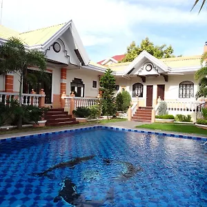 https://the-executive-villa-inn-suites.davao-hotels.com
